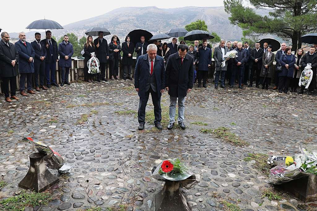 Dan državnosti: U brojnim bh. gradovima svečanosti, kulturni programi i historijski časovi